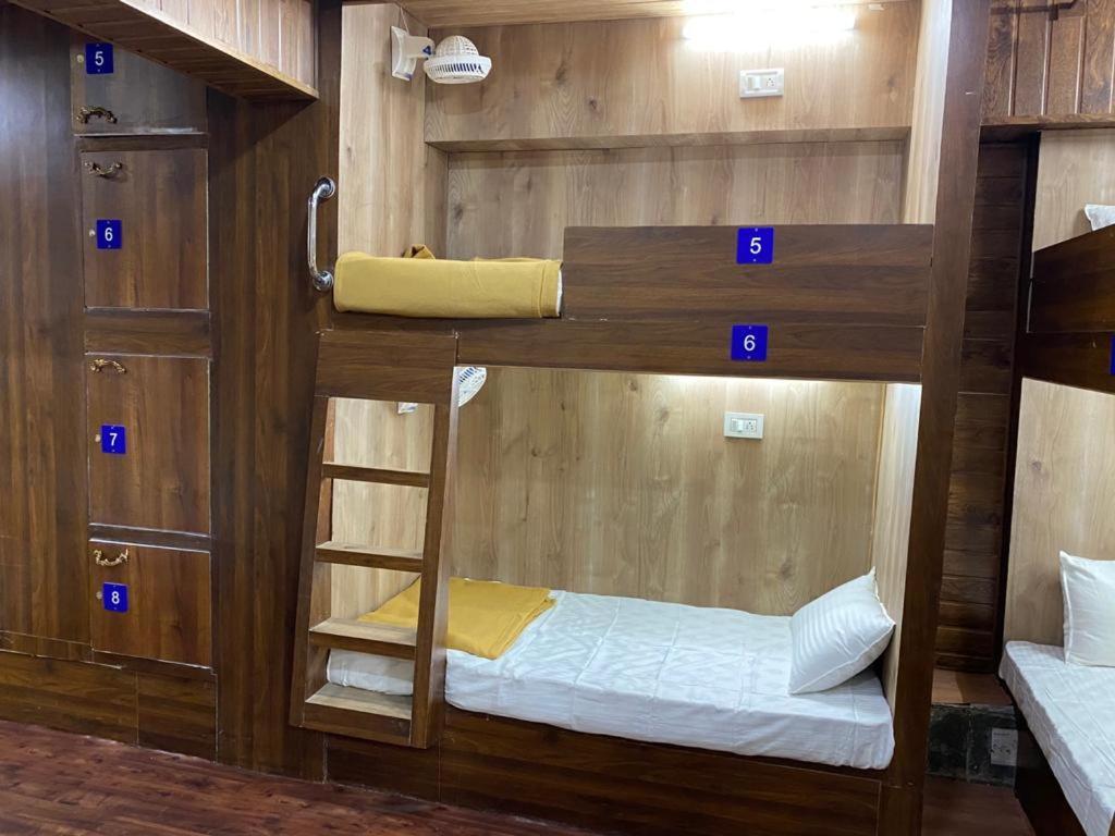 City Stay Ac Deluxe Hostel Margao Exterior foto